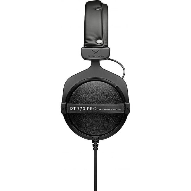 Casti Hi-Fi Beyerdynamic DT 770 Pro 250 Ohm Black Limited Edition