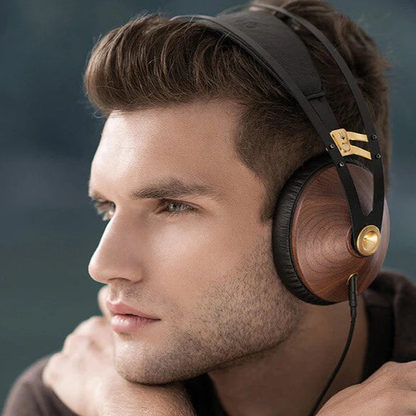 Pachet PROMO iFi Audio HIP DAC + Casti Hi-Fi Meze Audio 99 Classics