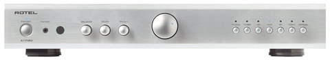 Rotel A11MKII, finisaj Silver, vedere din față