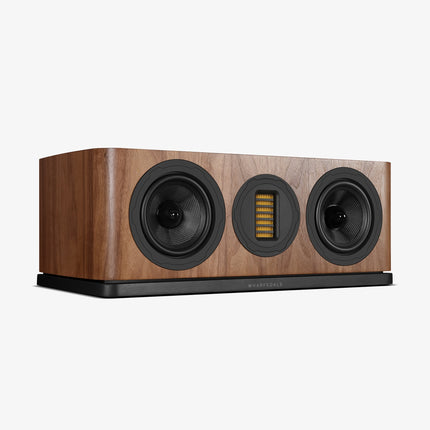 Wharfedale EVO 5.C — finisaj Walnut, vedere 3/4