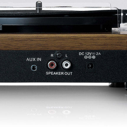 Panoul din spate al Lenco LS-100: intrarea AUX IN și ieșirea SPEAKER OUT