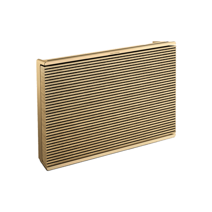 Beosound Level in Gold Tone / Light Oak, vazuta in perspectiva