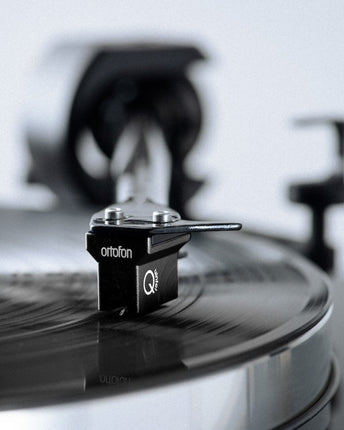 Pick-up Pro-Ject X8 Special Edition with Ortofon MC Quintet Black