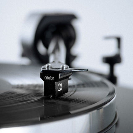 Pick-up Pro-Ject X8 Special Edition with Ortofon MC Quintet Black