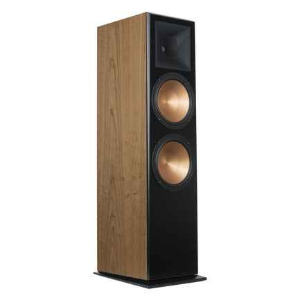 Boxa Klipsch RF-7 III in finisaj Natural Cherry, vazuta din unghi, fara masca