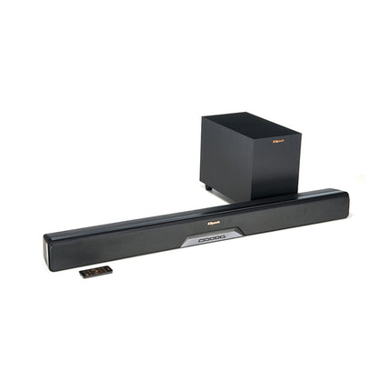 Bara Klipsch RSB-6 cu subwooferul wireless asezat in spate