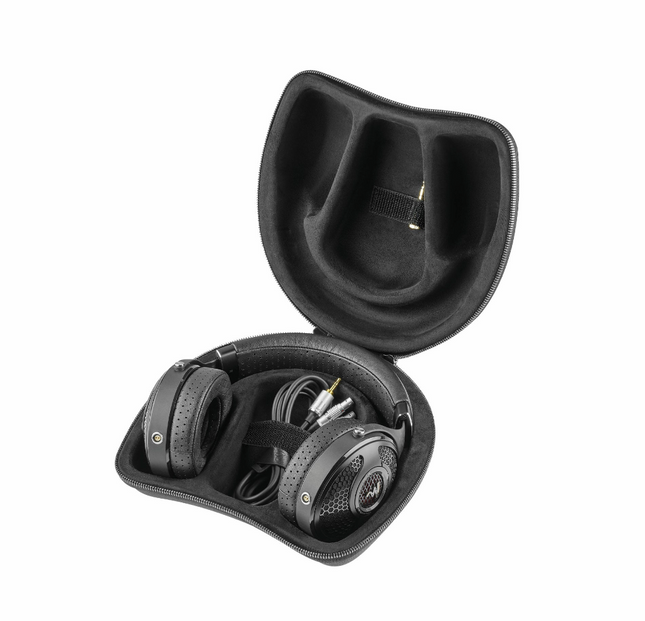 Pachet PROMO DAC cu Amplificator pentru casti iFi Audio Pro iDSD Signature + Casti Over-Ear Focal Utopia