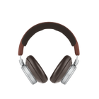 Bang & Olufsen Beoplay H100 în finisajul Century Brown