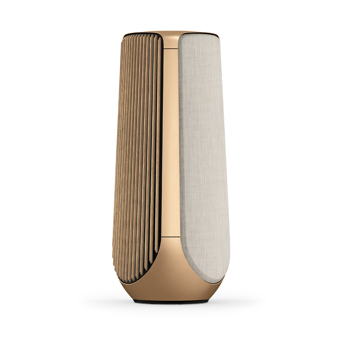 Beolab 50 în finisaj Gold Tone, pe fundal neutru.
