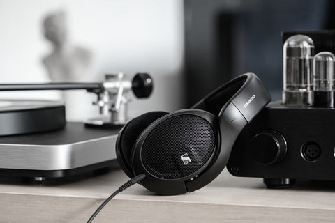 Pachet PROMO Amplificator casti iFi Audio GO bar Kensei + Casti Hi-Fi Sennheiser HD 560S