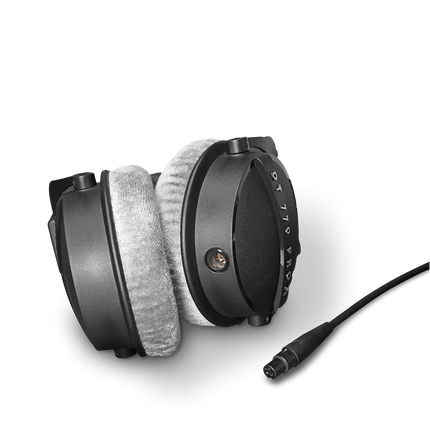 Casti Hi-Fi Beyerdynamic DT 770 PRO X LIMITED EDITION