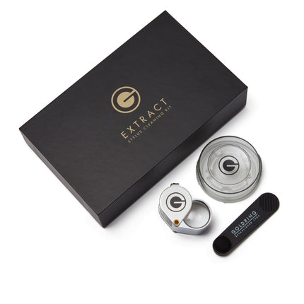 Goldring EXTRACT Stylus Cleaning Kit: cutia neagră și cele trei unelte, lupa, borcanul cu gel și peria