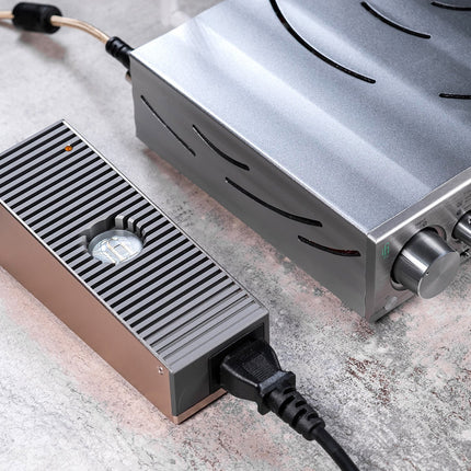 Sursa de curent cu filtrare iFi Audio iPower Elite resigilat - 12V / 4A