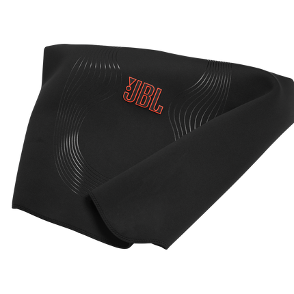 Detaliu cu materialul husei JBL PartyCover 520 și sigla JBL