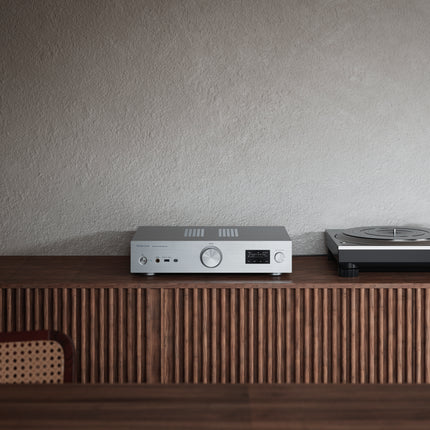 Amplificator Technics SU-GX70 cu streaming