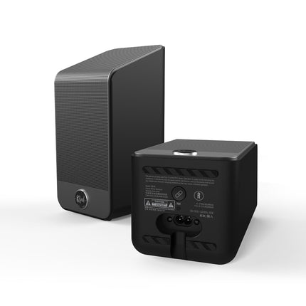 Doua boxe Klipsch Flexus SURR 200, una asezata normal si una rasturnata pentru a arata partea inferioara