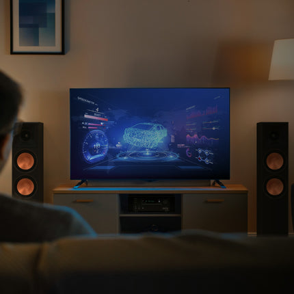 Sesiune de gaming pe televizor, cu Onkyo TX-NR7100 si boxe de podea in camera