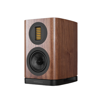 Wharfedale EVO 5.1 — finisaj Walnut, fundal transparent