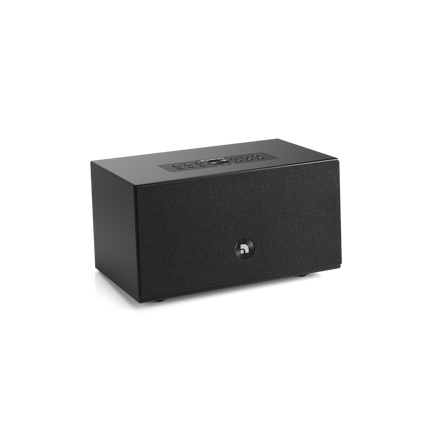Audio Pro C5 MkII W neagră, din unghi, cu masca textilă