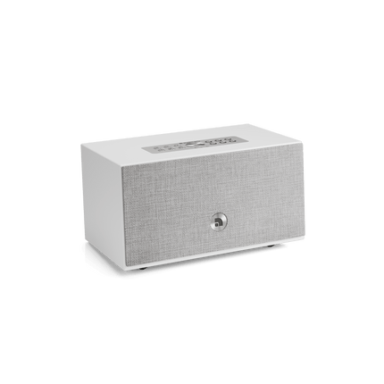 Audio Pro C5 MkII W albă, din unghi, cu masca textilă