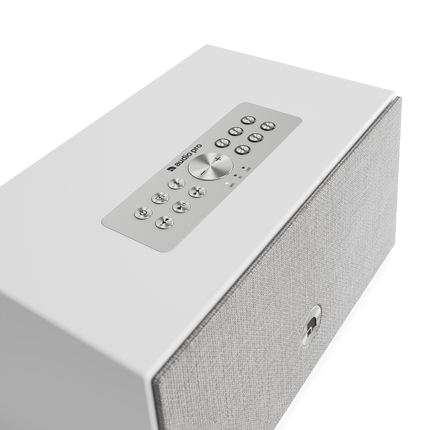 Capacul Audio Pro C5 MkII W albă, cu panoul de comandă și cele șase presetări