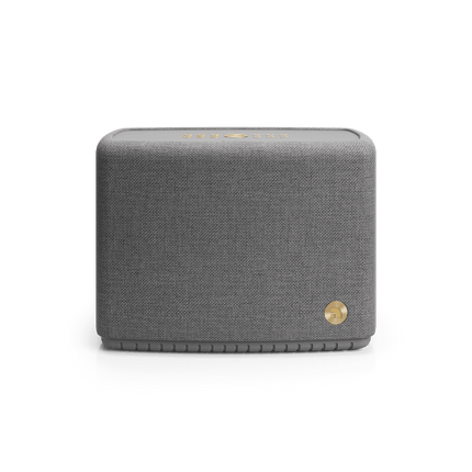 Audio Pro A15 W gri închis, din față, cu masca textilă