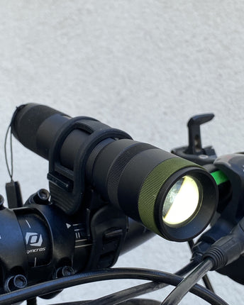 Far reincarcabil bicicleta GP Discovery CR42, 1000 lumeni + suport pentru ghidon