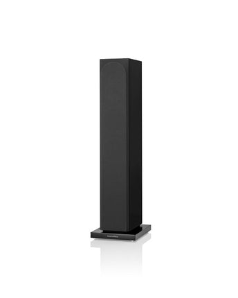 Bowers & Wilkins 704 S3