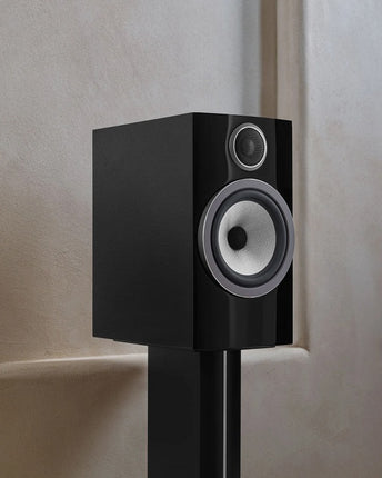 Bowers & Wilkins 706 S3