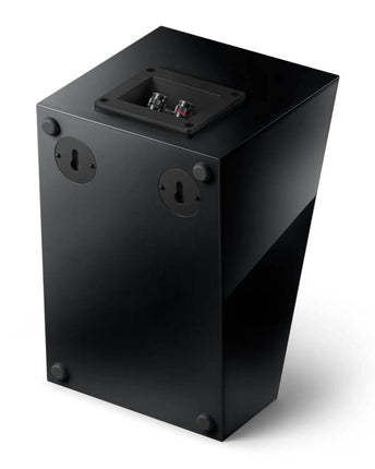 KEF R8a Meta